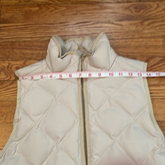 J. Crew Factory Cream Puffer Vest Down Blend Size S - Picture 8 of 10